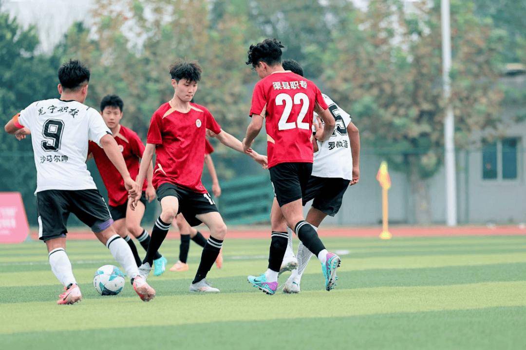 包含足球运动普及推广,校园新赛季火热开赛的词条 包含足球运动普及推广,校园新赛季火热开赛的词条